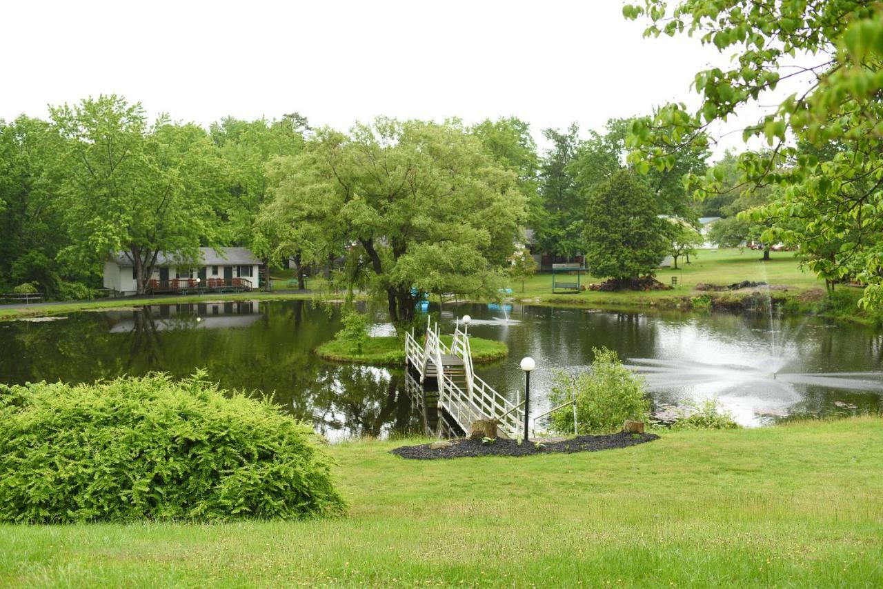 Chestnut Grove Family Resort Mount Pocono Exteriér fotografie